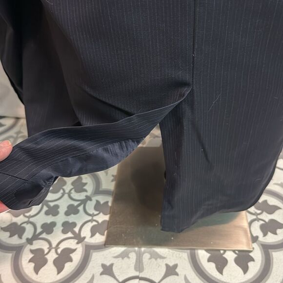 Brooks Brothers 1818 Fitzgerald Pin Striped Suit Jacket Size 44R C40 - Picture 7 of 12